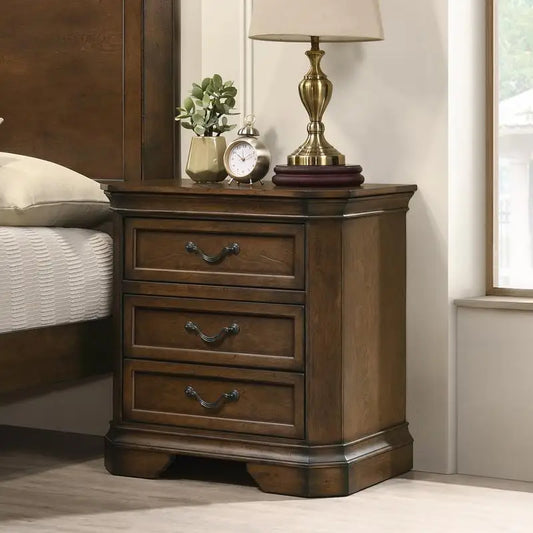 General Use Traditional Wood Panel Bed Set With Dresser Mirror Chest