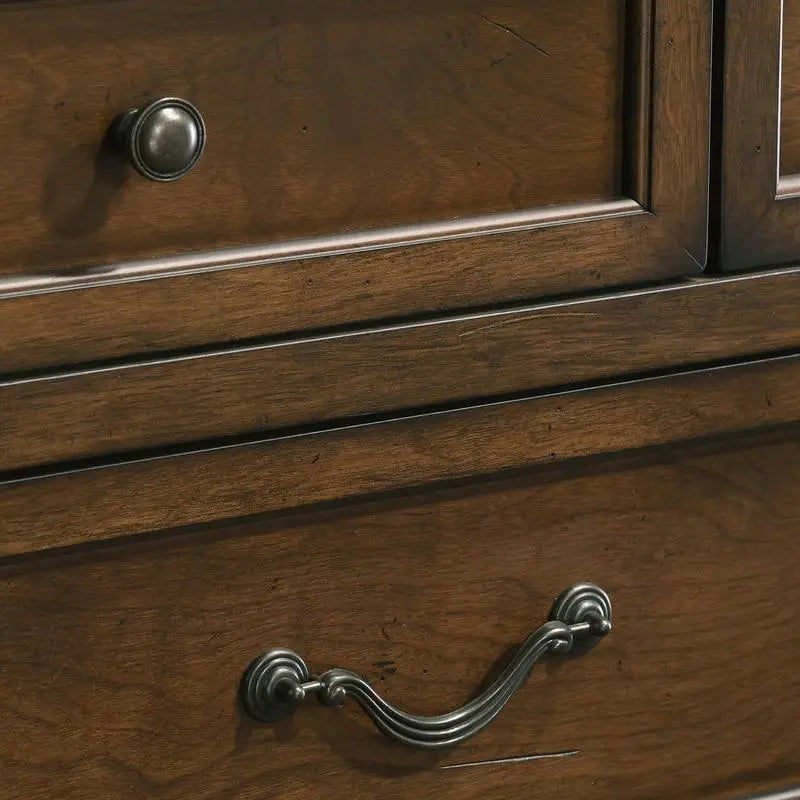 General Use Traditional Wood Panel Bed Set With Dresser Mirror Chest